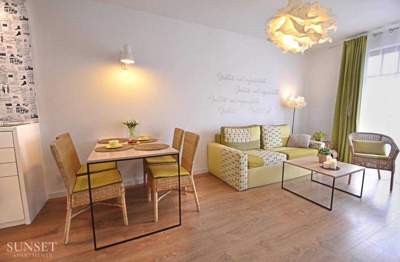 Sunset Apartments - Holdu Pruskiego - Garaz سفينويتشي المظهر الخارجي الصورة
