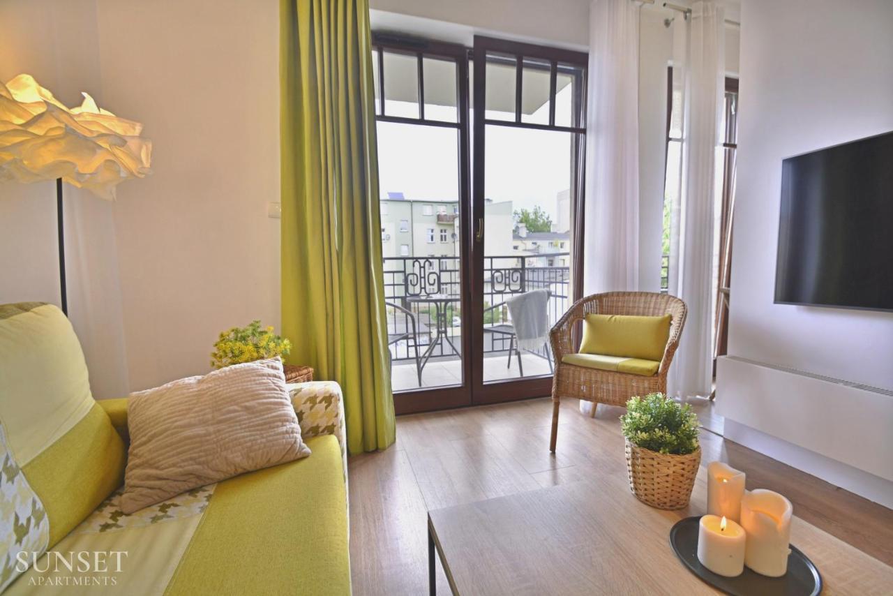 Sunset Apartments - Holdu Pruskiego - Garaz سفينويتشي المظهر الخارجي الصورة